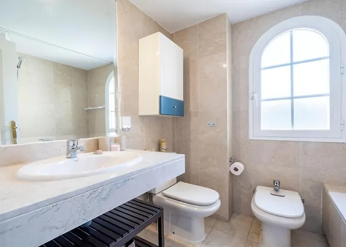 Cozy Just One Step From Everything Apartament *