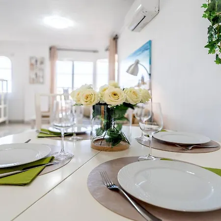 Cozy Just One Step From Everything Appartement *