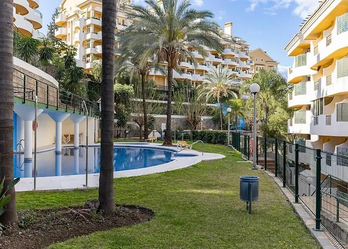 Cozy Just One Step From Everything *