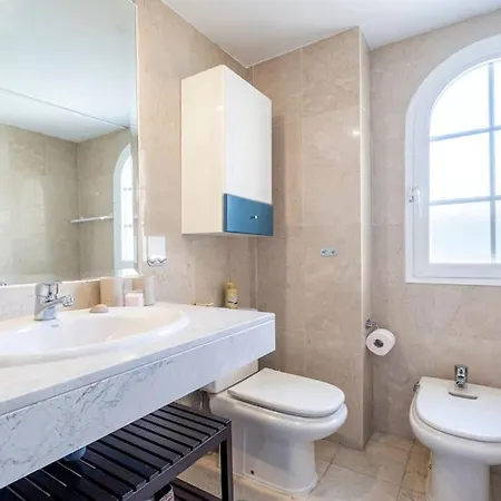 Cozy Just One Step From Everything Apartamento *