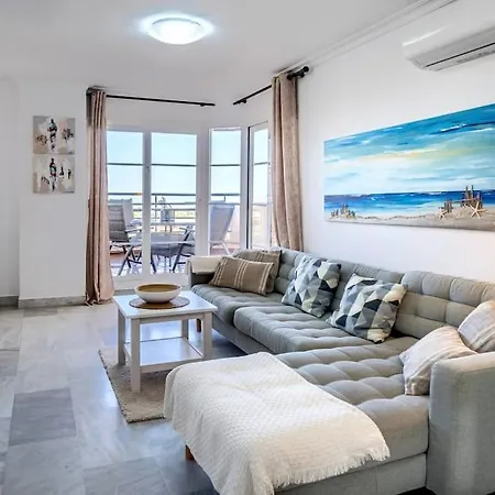 Cozy Just One Step From Everything Apartamento Marbella